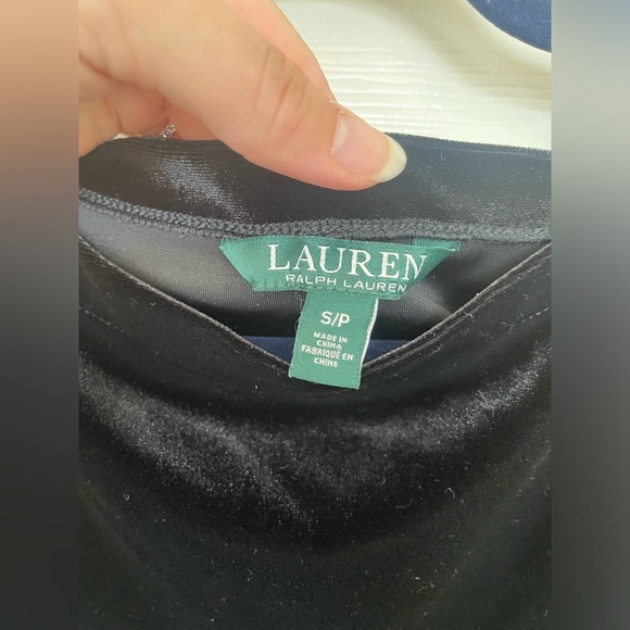 Lauren Ralph Lauren velvet black puff sleeve blouse small - Picture 4 of 5